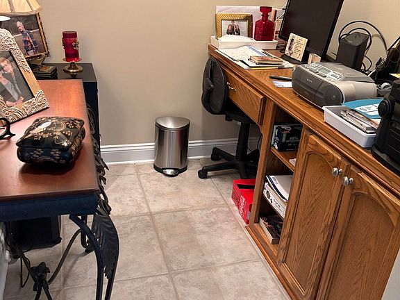 3rd image of 15412 Streamwood Ct