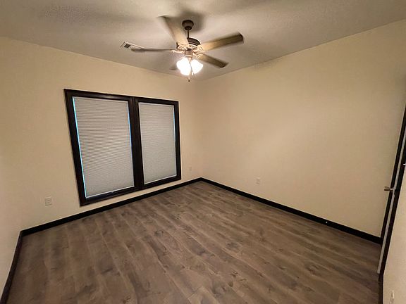 Front bedroom with walkin closet