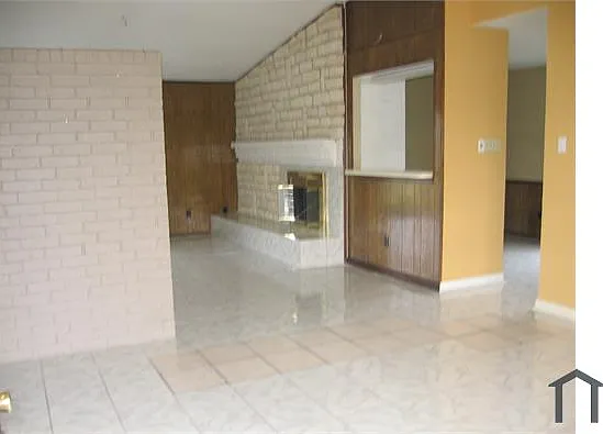 3437 Latham Dr — Photo 9