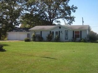 66674 Hess Rd, Edwardsburg, MI 49112