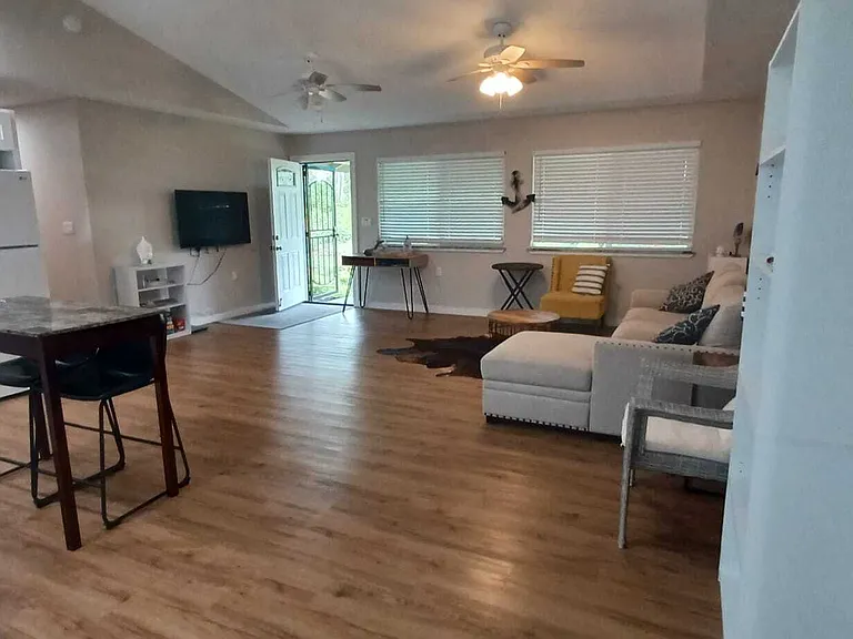 16-2150 Gardenia Dr — Photo 37