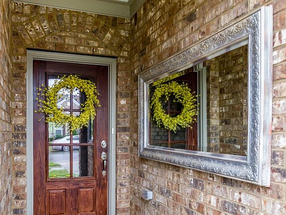 4th image of 2166 Kirkwall Dr