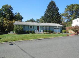 70 Flower Ave, Washington, NJ 07882