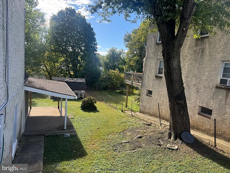317 W 4th Ave — Photo 3