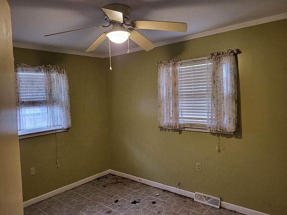 3rd image of 411 S Linden Ave