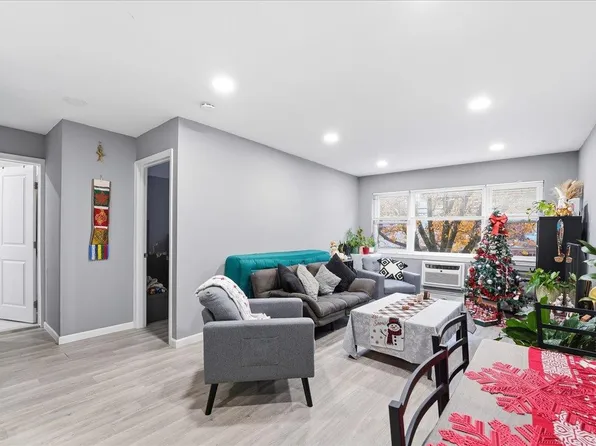 120 32nd Street image 4 of 17