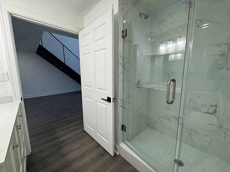 901 Quarry — Photo 27
