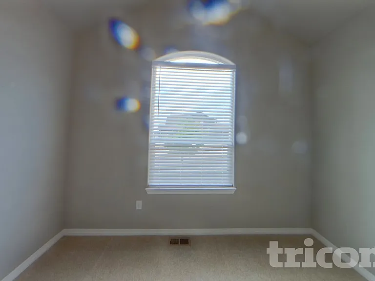 1804 Ruddlesway Dr — Photo 9