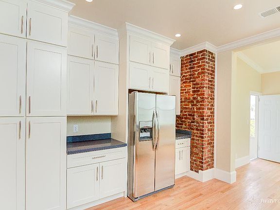 4th image of 2641 Mission St APT 7
