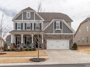 2012 Tailwood Dr, Waxhaw, NC 28173