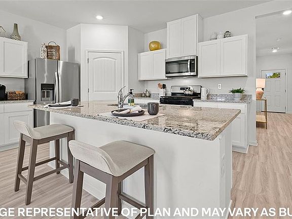 3rd image of 1378 Banks View St