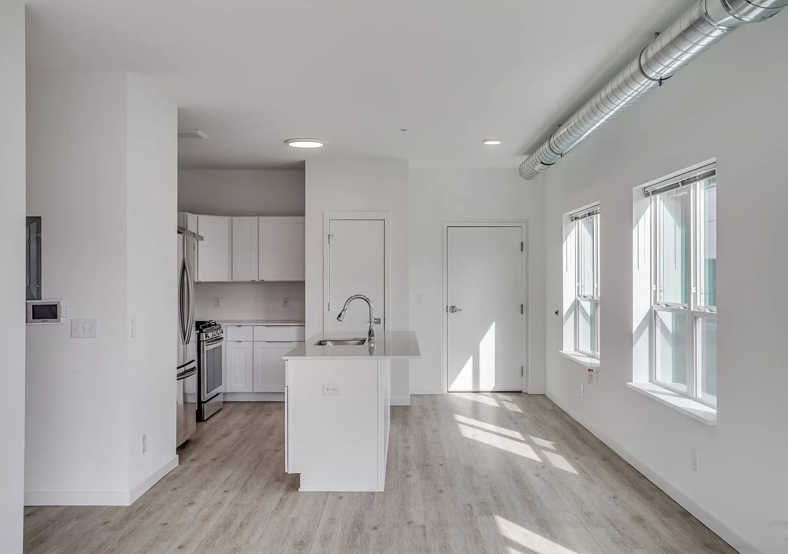 3329 Nicollet Ave — Photo 4
