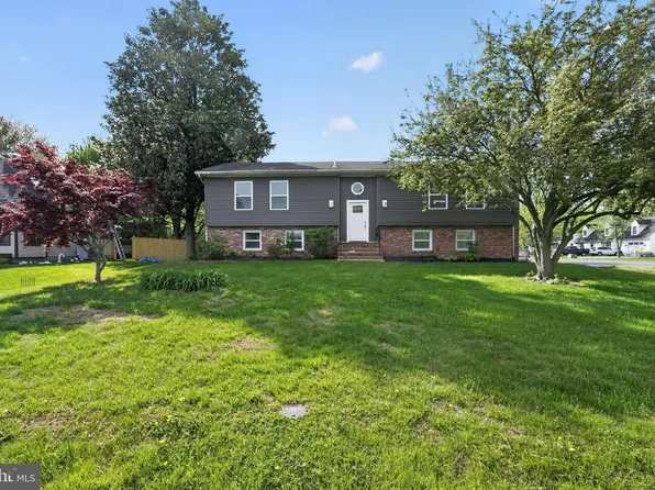 225 Nichols Manor Dr, Stevensville, MD 21666