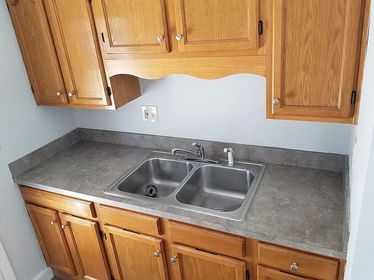 2325 Belmar Dr — Photo 4