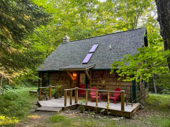 28208 Island Wood Rd, Beaver Island, MI 49782