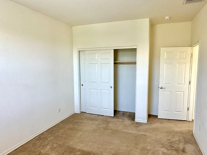 3833 E Robert St — Photo 25