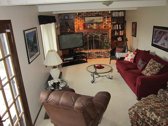 2nd image of 10748 Borman Cir