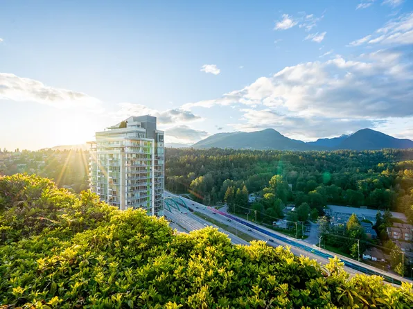 1550 Fern St #2501, North Vancouver, BC V7J 0A9