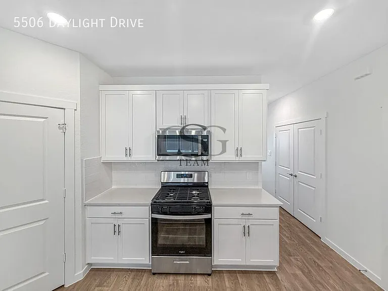 5506 Daylight Dr — Photo 22