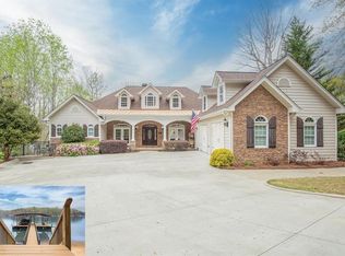 5804 Ridgewater Cir, Gainesville, GA 30506