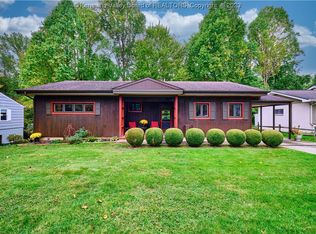 1547 Hampton Rd, Charleston, WV 25314