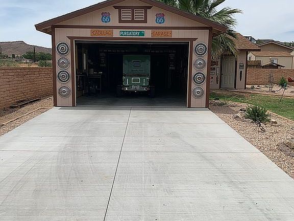 5th image of 1080 Palo Verde Dr