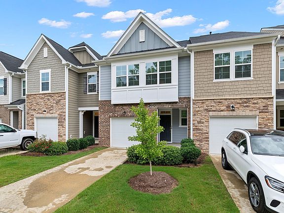 2nd image of 1133 Little Gem Ln