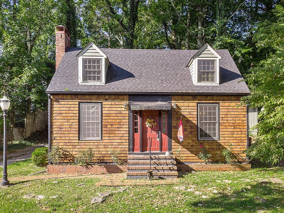 1st image of 203 Westwood Dr