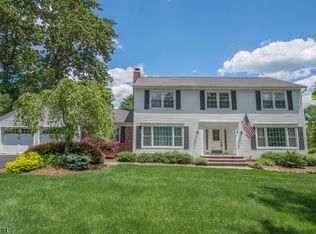 11 Dorset Rd, Long Valley, NJ 07853