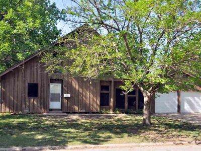 1922 W 46th St S, Wichita, KS, 67217