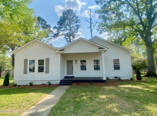 100 Lamar St, Crystal Springs, MS 39059