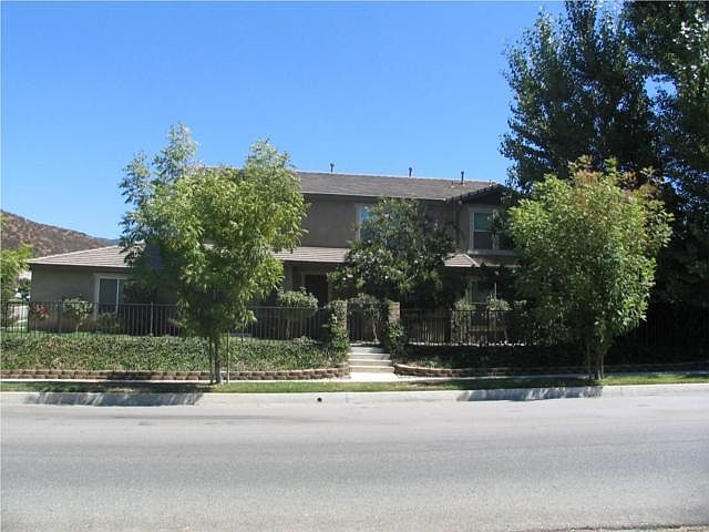 2nd image of 12995 Holmes St