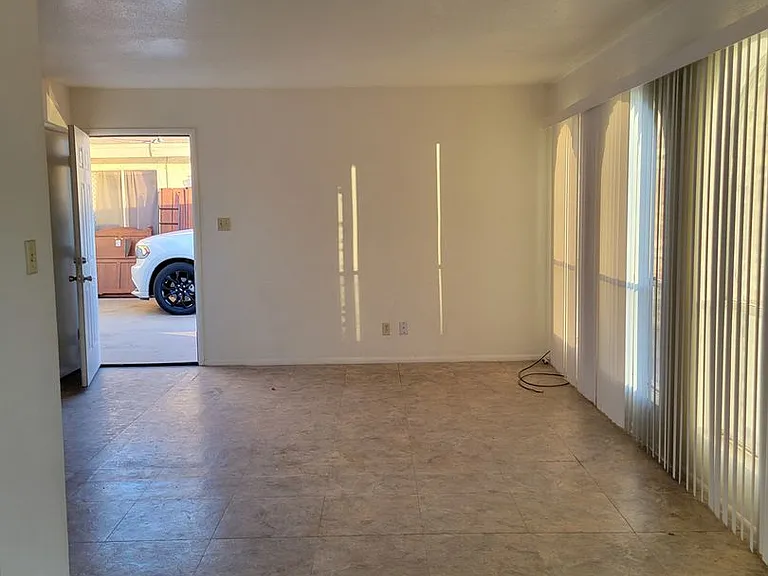 3108 Leawood Dr — Photo 2