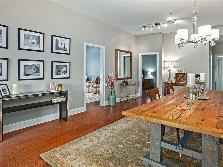 655 E 2nd St #204 — Photo 4