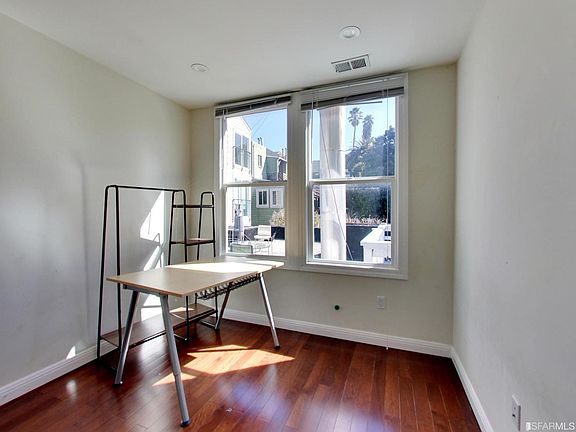 3rd image of 3187 Mission St #3191
