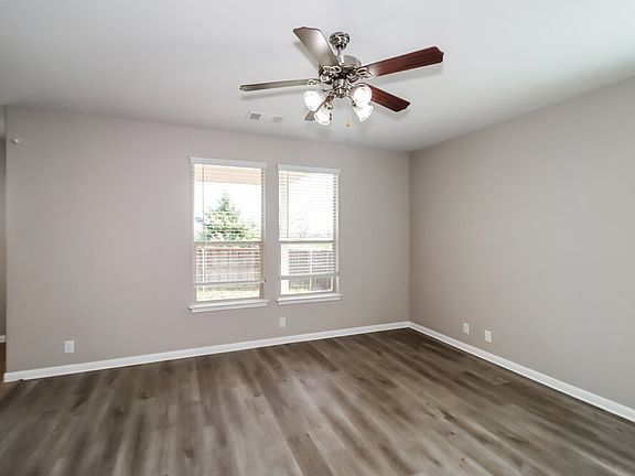 5th image of 1303 Sunny Meadows Loop