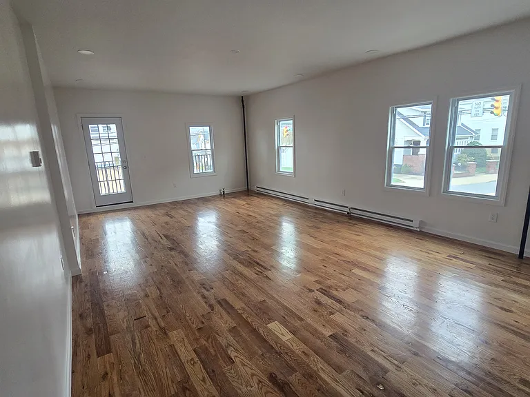 657 W Main St #3 — Photo 13