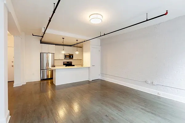 Rented by Compass | media 9