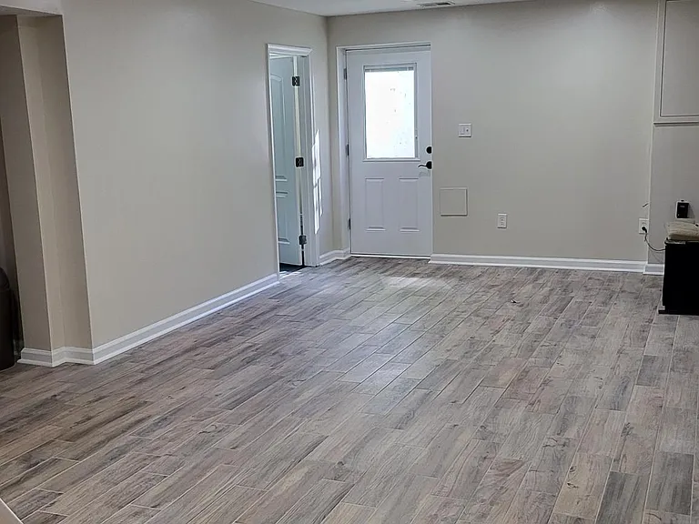 317 Soapstone Ln — Photo 7