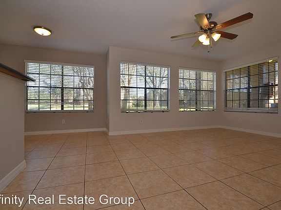 3rd image of 420 Forestway 108 Cir