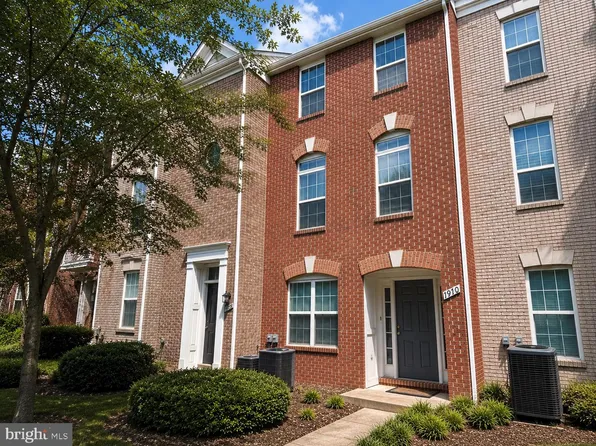1910 N Adams St, Arlington, VA 22201