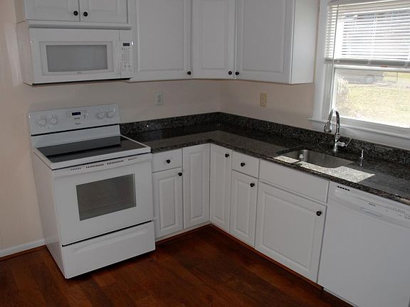 3rd image of 203 Mannakee St