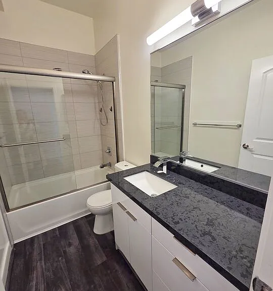 2651 S Hobart Blvd #1 — Photo 7