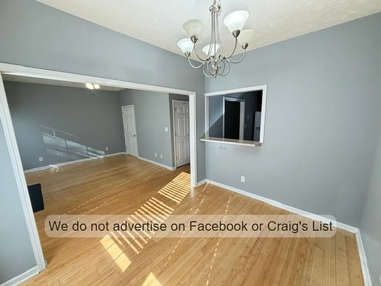 3058 Candlelight Dr — Photo 7