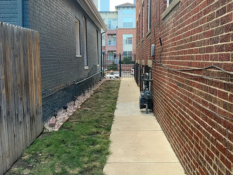 1750 N Pearl St #C7 — Photo 20