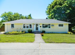 86 Belle Ave, Lowell, MA 01851