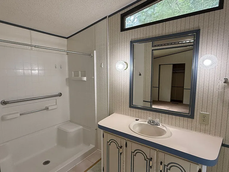 6409 Glenn Teague Rd #10 — Photo 7