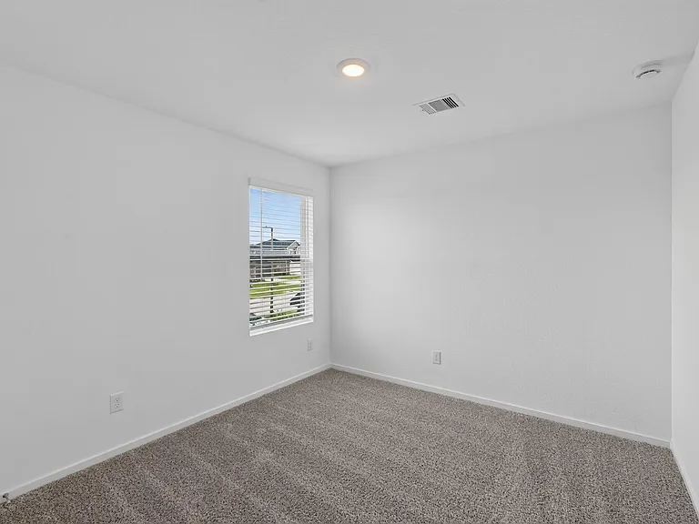 40818 Hawthorne Glades St — Photo 37
