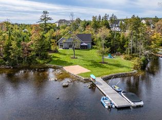 3 Fiddlehead Way, Halifax, NS B3E 1P4