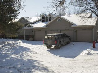 18504 Creeks Bend Dr, Minnetonka, MN 55345